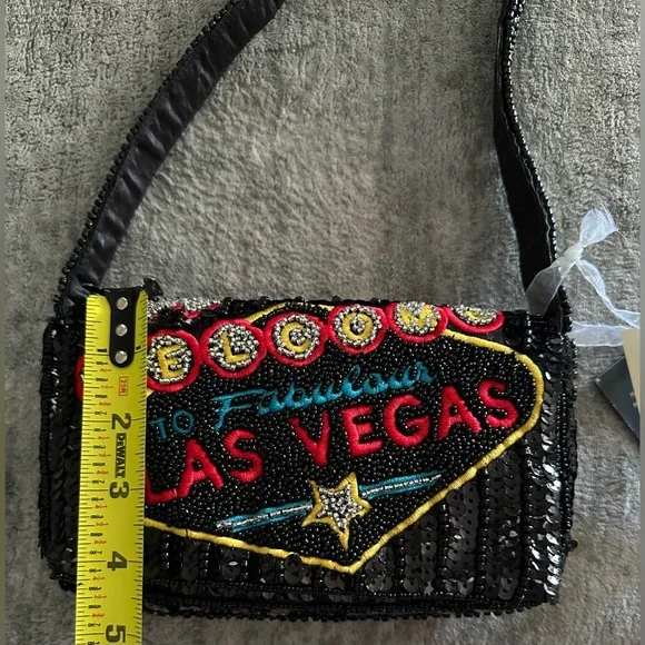 Viral ♦️🖤 Las Vegas Beaded Bag ♦️🖤 - Picture 11 of 11